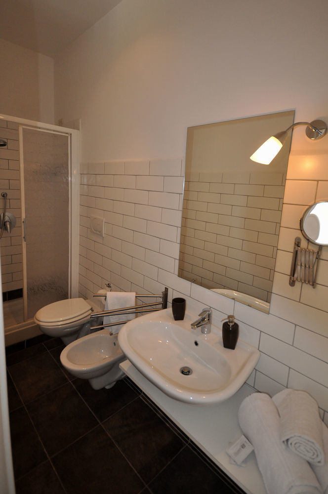 Le Suites Di Tevere Home Roma Ngoại thất bức ảnh
